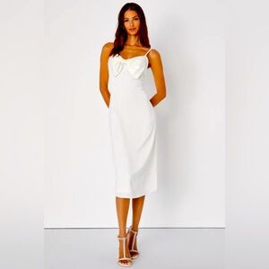White satin sleeveless bow midi dress